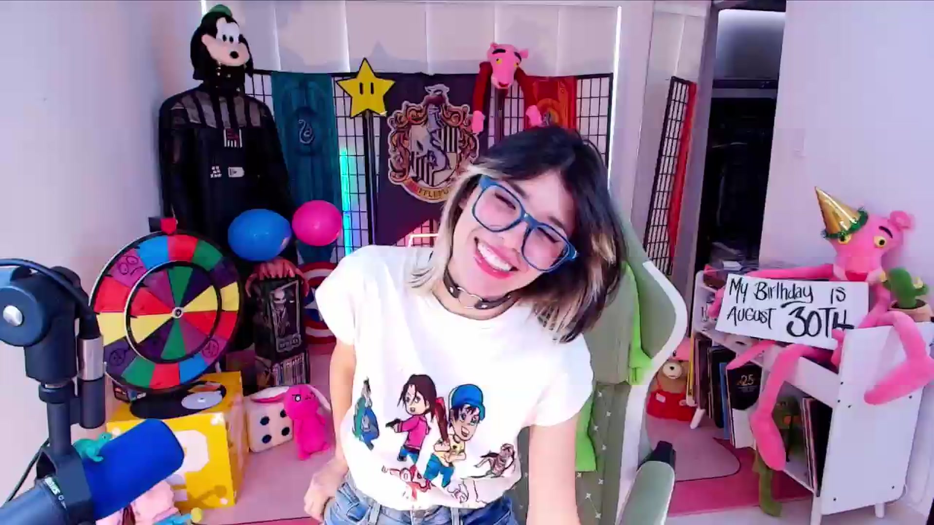 Gallery image thumbnail from Agostinha_Red's myfreecams stream on, 08/25/2026, 19:11 image 1 of 20