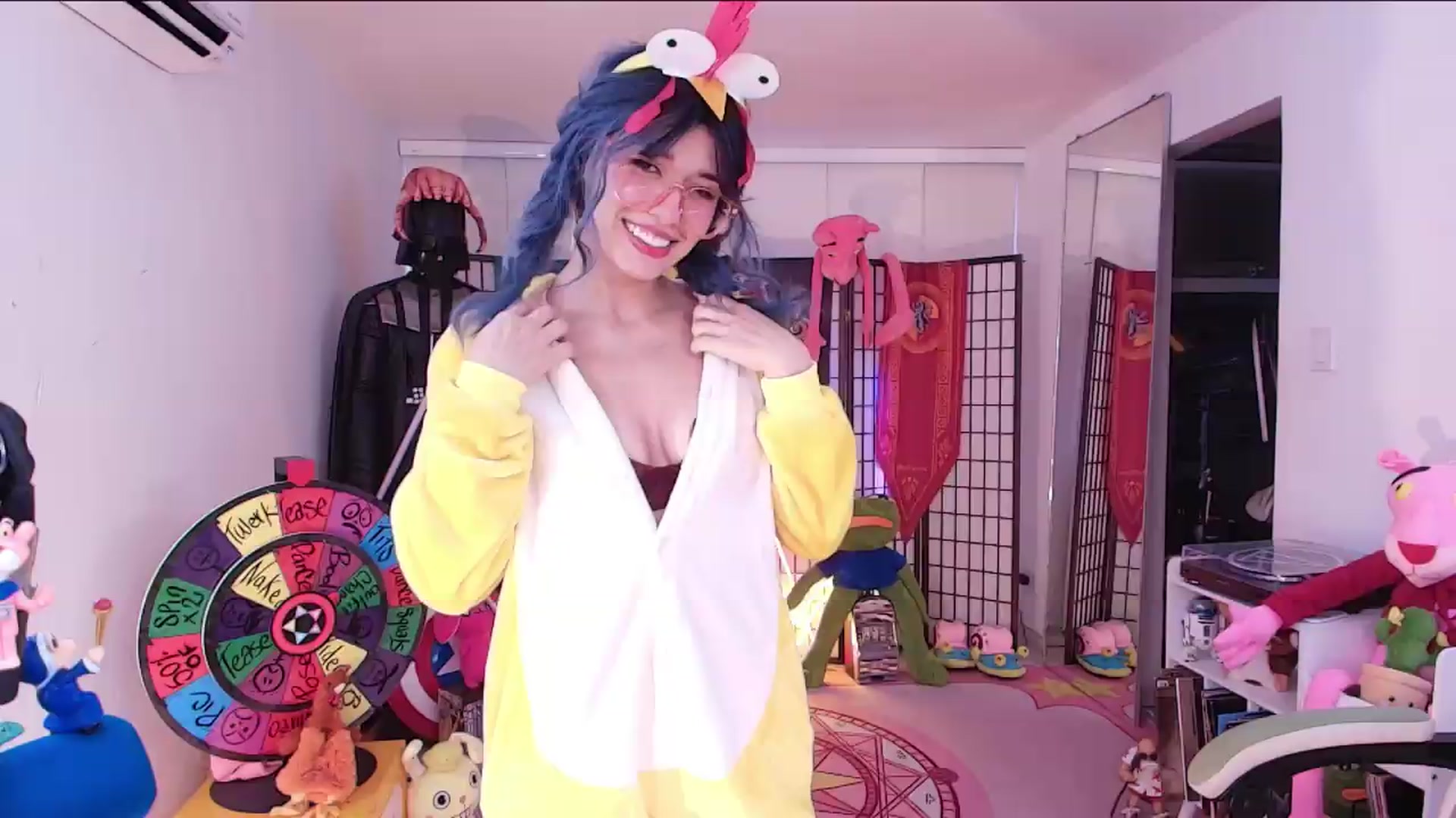 Gallery image thumbnail from Agostinha_Red's myfreecams stream on, 09/06/2026, 24:21 image 2 of 20