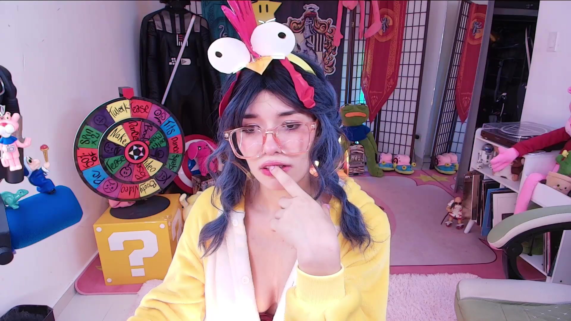 Gallery image thumbnail from Agostinha_Red's myfreecams stream on, 09/06/2026, 24:21 image 17 of 20