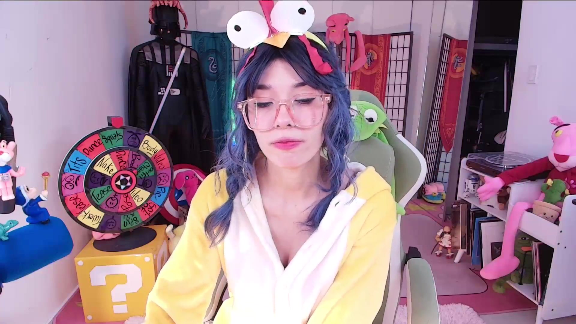 Gallery image thumbnail from Agostinha_Red's myfreecams stream on, 09/06/2026, 24:21 image 7 of 20