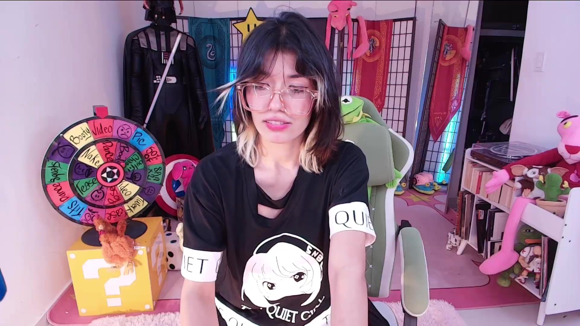 Gallery image thumbnail from Agostinha_Red's myfreecams stream on, 09/12/2026, 24:39 image 20 of 20