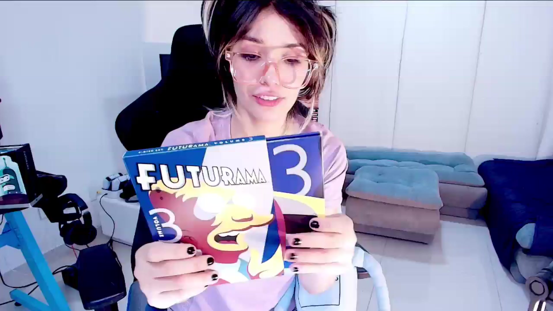 Gallery image thumbnail from Agostinha_Red's myfreecams stream on, 09/14/2026, 03:36 image 7 of 20