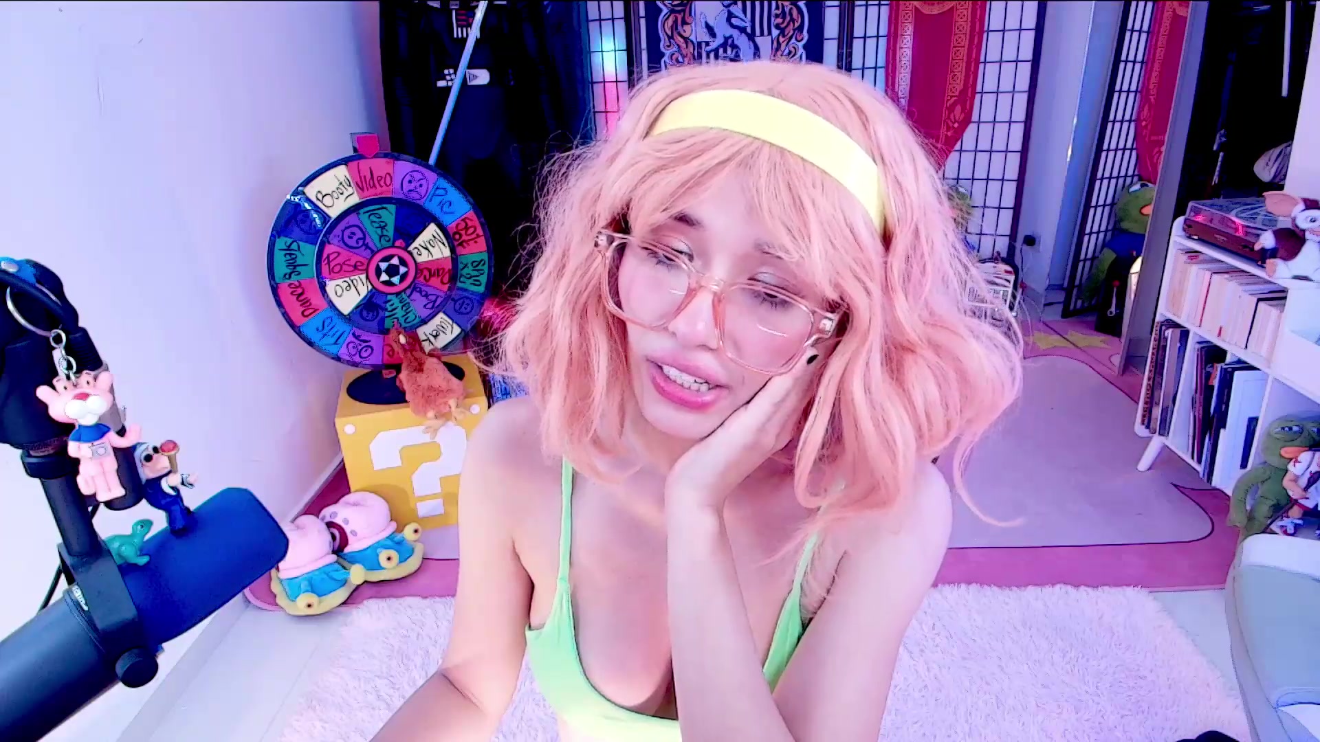 Gallery image thumbnail from Agostinha_Red's myfreecams stream on, 09/16/2026, 02:04 image 9 of 20