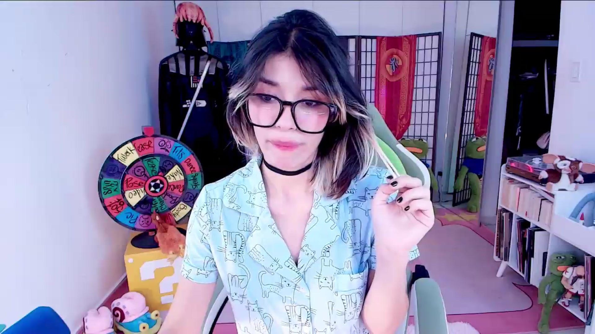 Gallery image thumbnail from Agostinha_Red's myfreecams stream on, 09/19/2026, 02:29 image 18 of 20