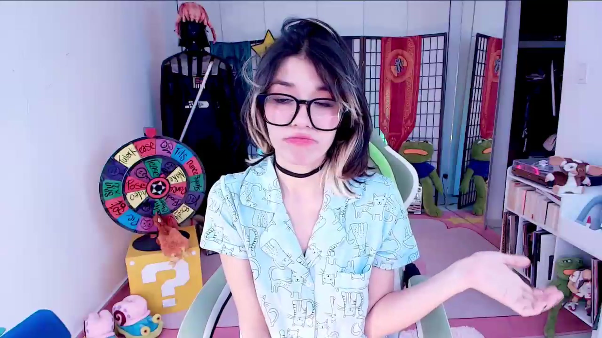 Gallery image thumbnail from Agostinha_Red's myfreecams stream on, 09/19/2026, 02:29 image 16 of 20