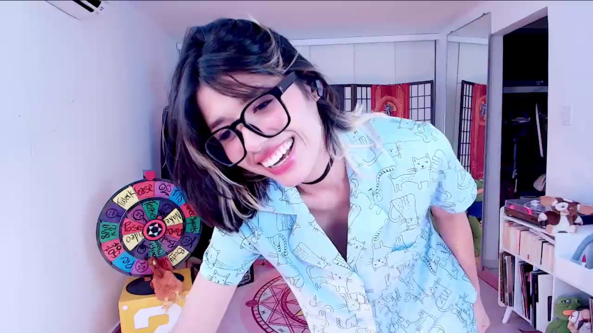 Gallery image thumbnail from Agostinha_Red's myfreecams stream on, 09/19/2026, 02:29 image 10 of 20