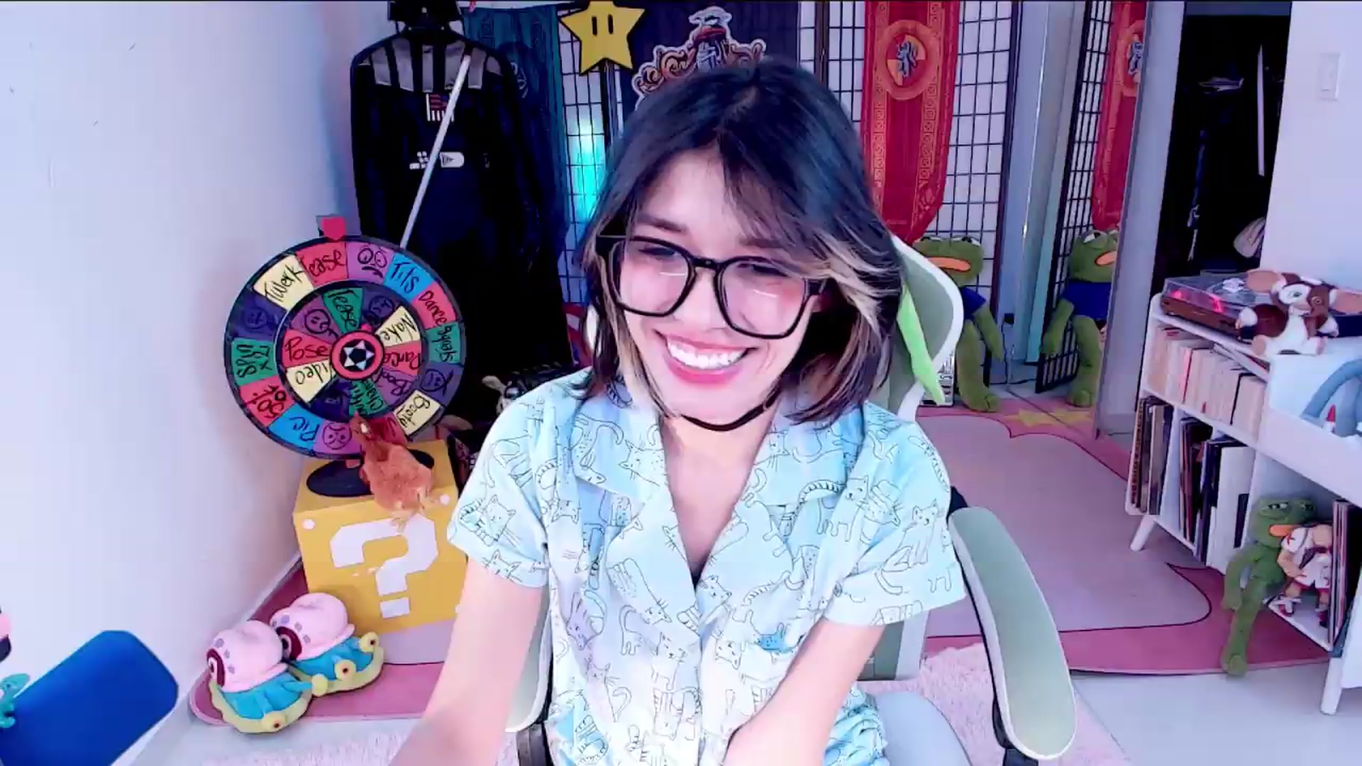 Gallery image thumbnail from Agostinha_Red's myfreecams stream on, 09/19/2026, 02:29 image 7 of 20
