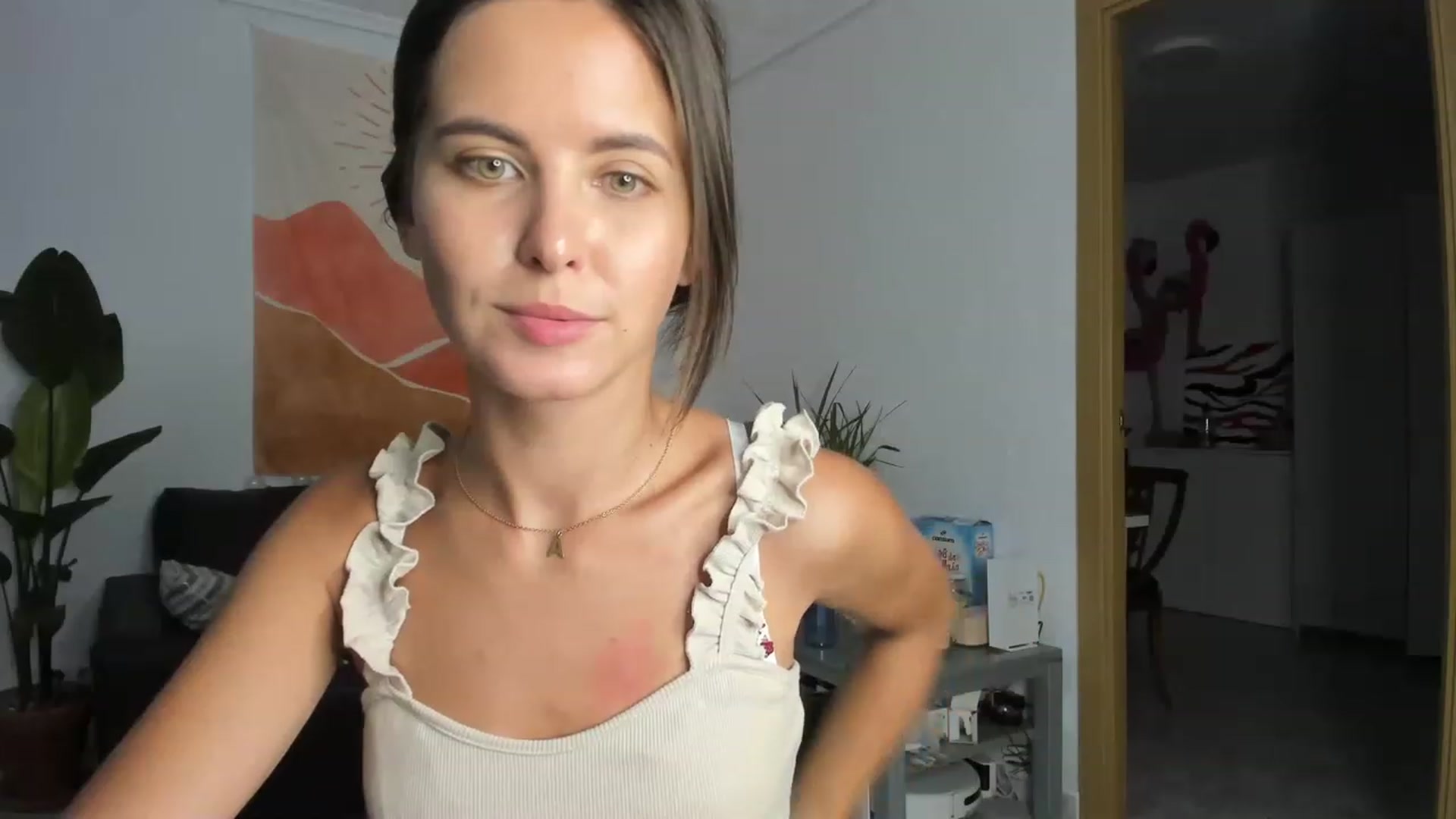 Gallery image thumbnail from AhahaGirl's myfreecams stream on, 08/04/2023, 19:38 image 14 of 20