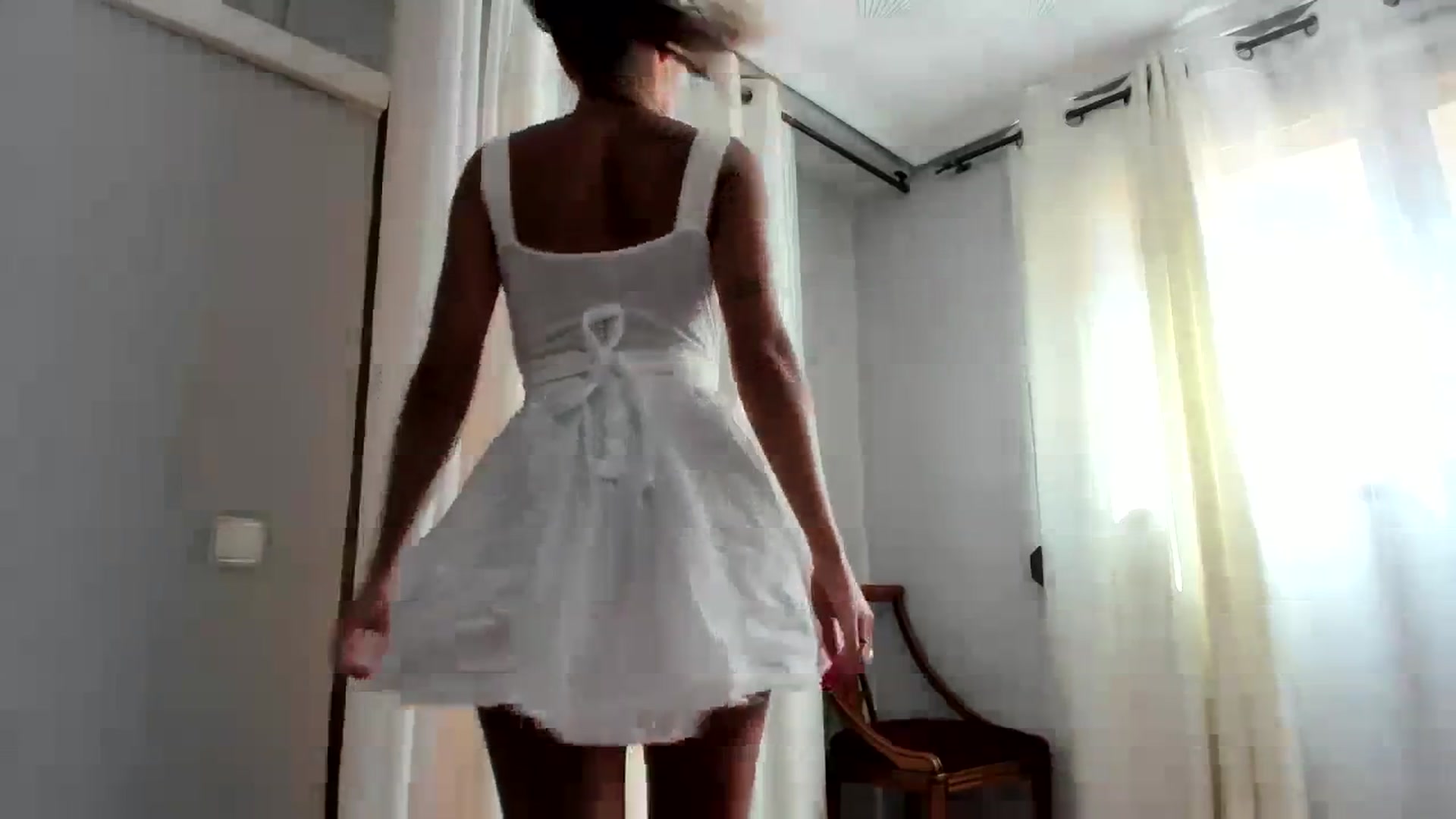Gallery image thumbnail from AhahaGirl's myfreecams stream on, 08/05/2023, 14:00 image 16 of 20