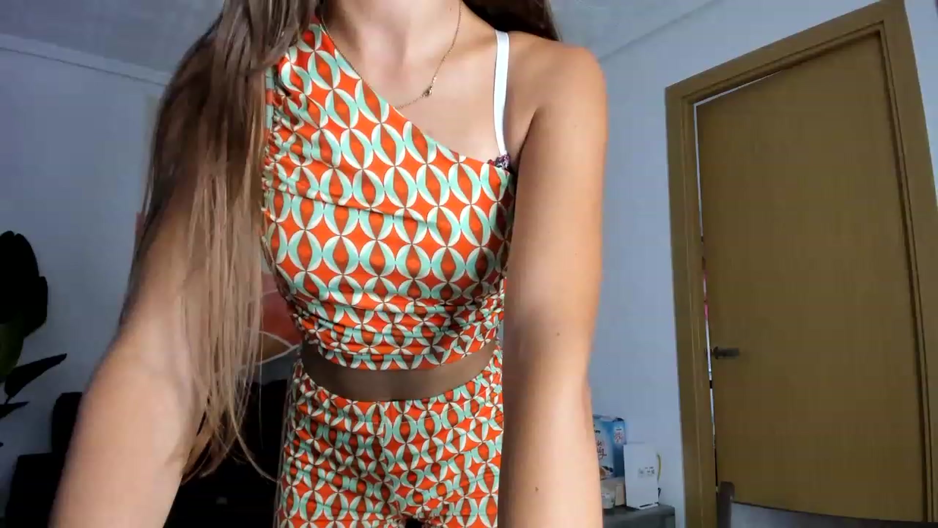 Gallery image thumbnail from AhahaGirl's myfreecams stream on, 08/14/2023, 14:17 image 4 of 20