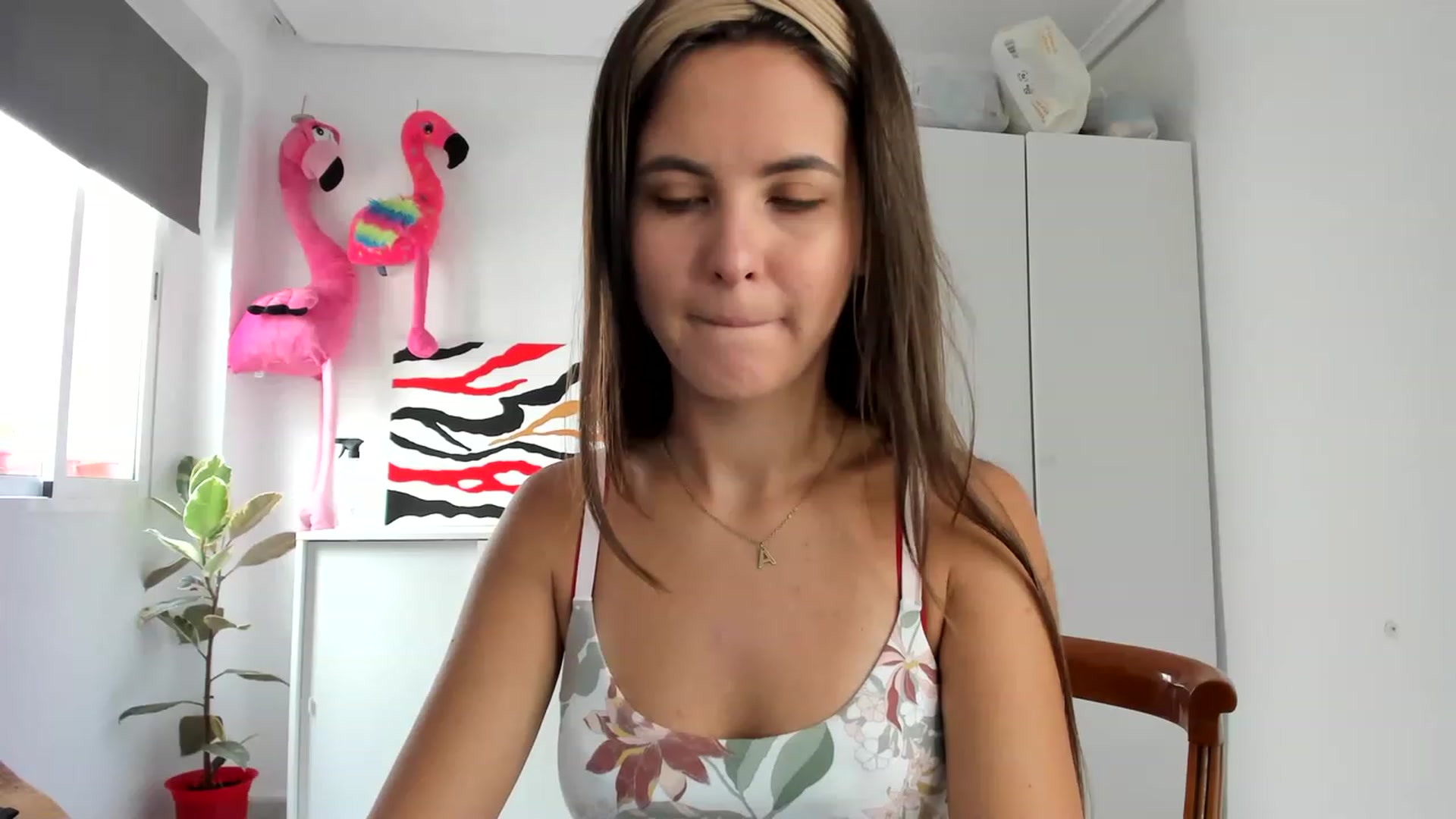 Gallery image thumbnail from AhahaGirl's myfreecams stream on, 08/16/2023, 10:25 image 10 of 20
