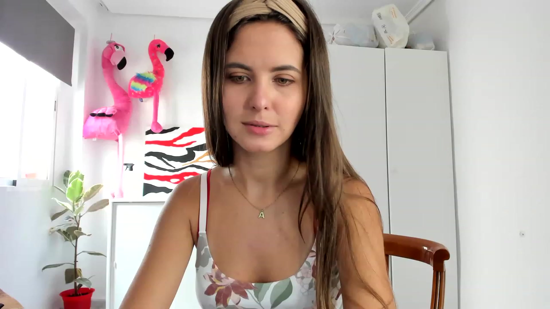 Gallery image thumbnail from AhahaGirl's myfreecams stream on, 08/16/2023, 10:25 image 16 of 20