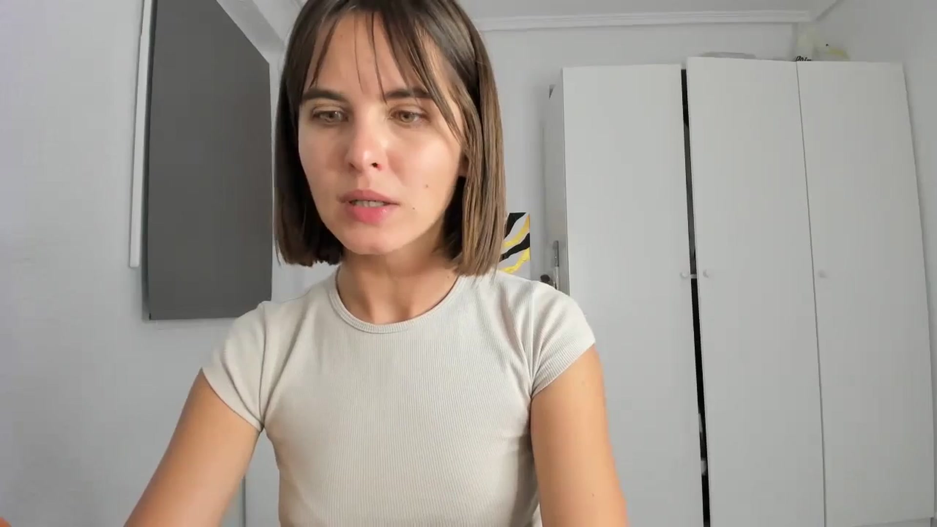Gallery image thumbnail from AhahaGirl's myfreecams stream on, 11/09/2023, 19:59 image 15 of 20