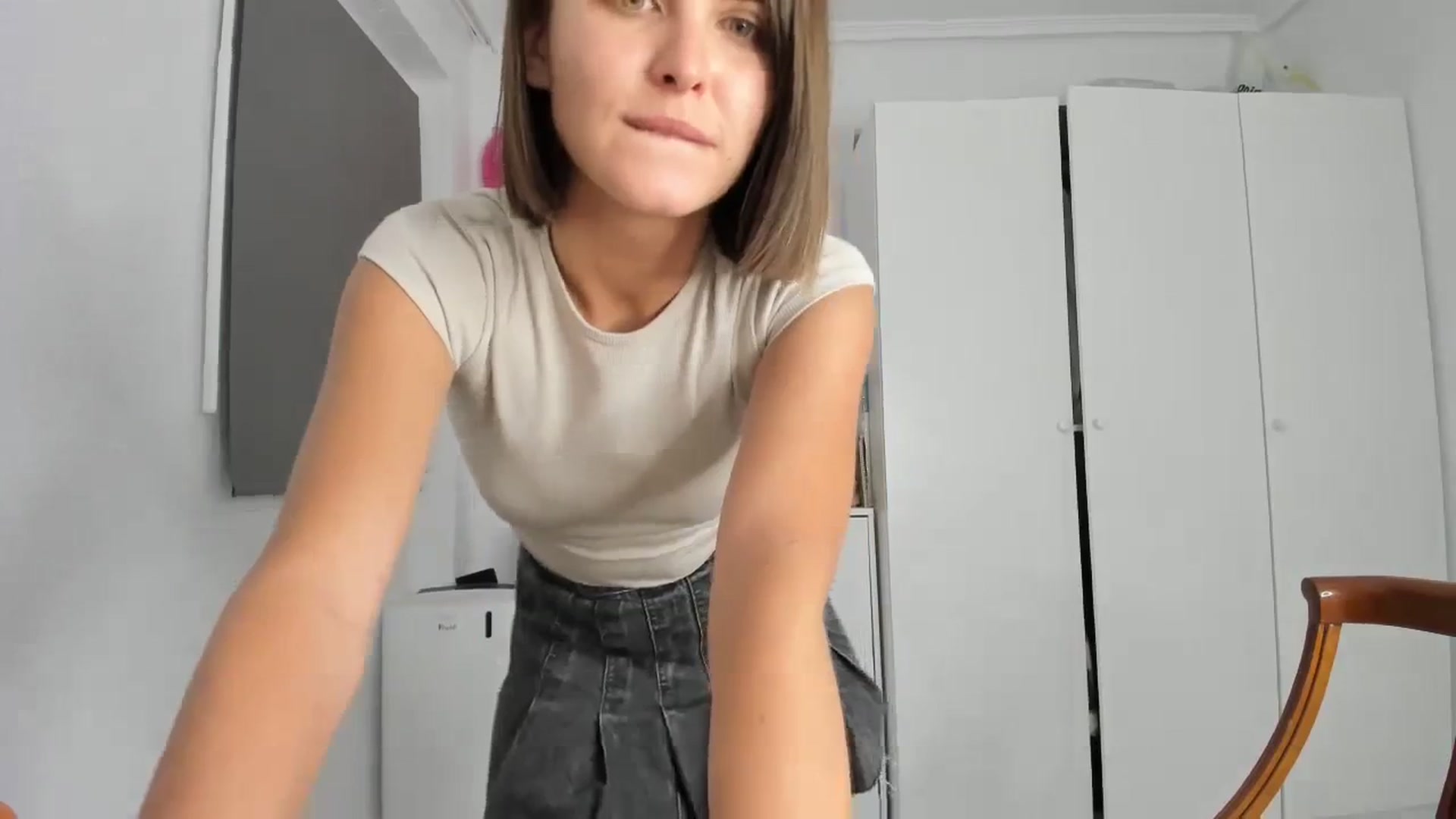Gallery image thumbnail from AhahaGirl's myfreecams stream on, 11/09/2023, 19:59 image 8 of 20