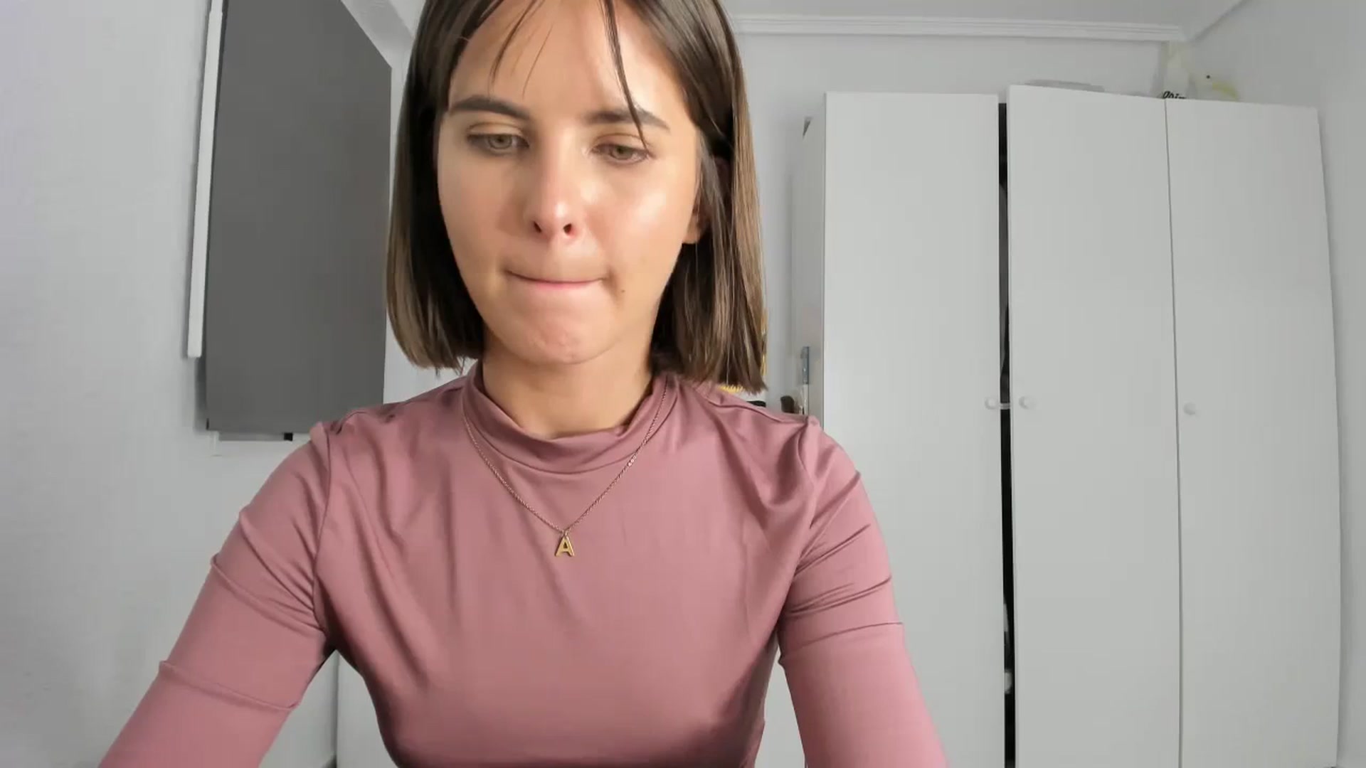 Gallery image thumbnail from AhahaGirl's myfreecams stream on, 11/11/2023, 17:21 image 12 of 20