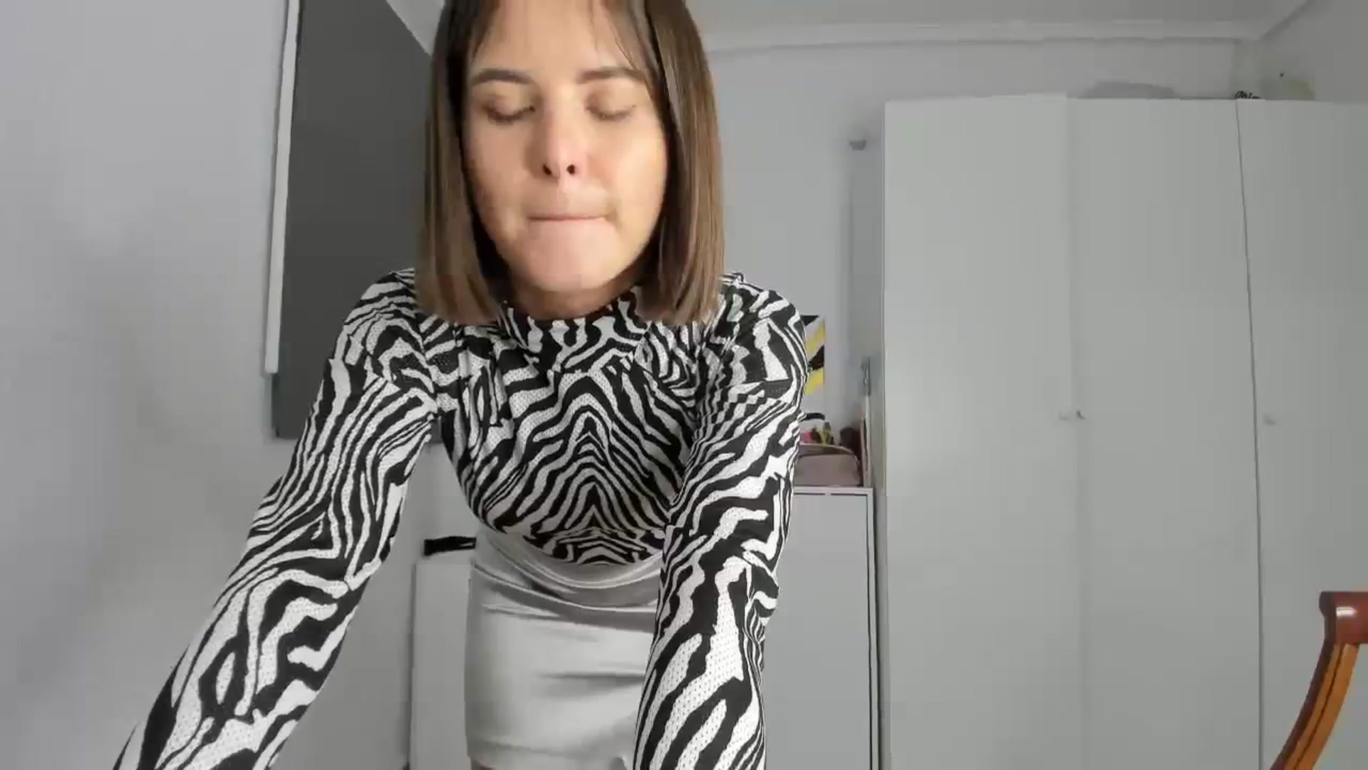 Gallery image thumbnail from AhahaGirl's myfreecams stream on, 11/14/2023, 18:21 image 10 of 20