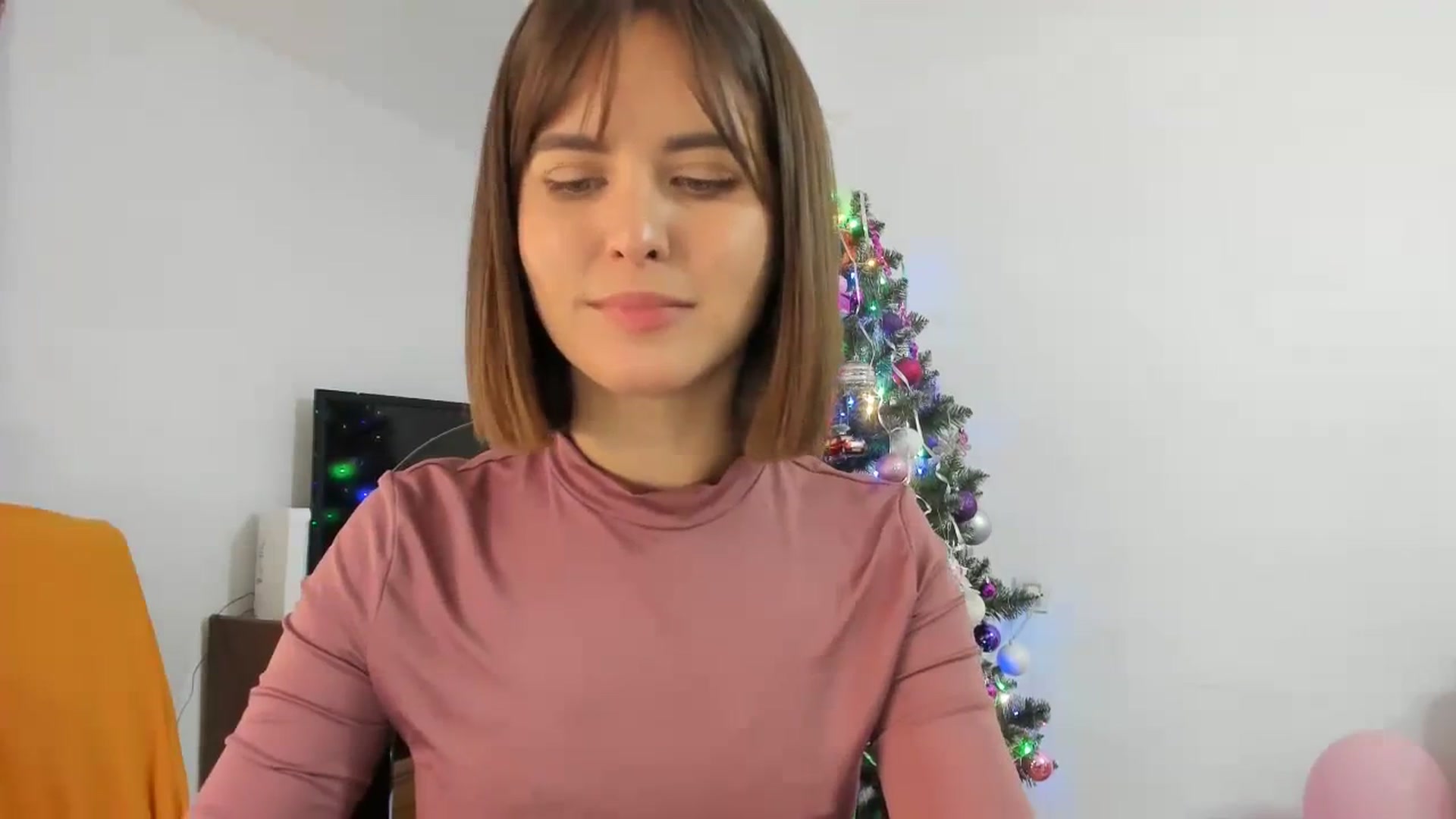 Gallery image thumbnail from AhahaGirl's myfreecams stream on, 11/25/2023, 13:23 image 4 of 20
