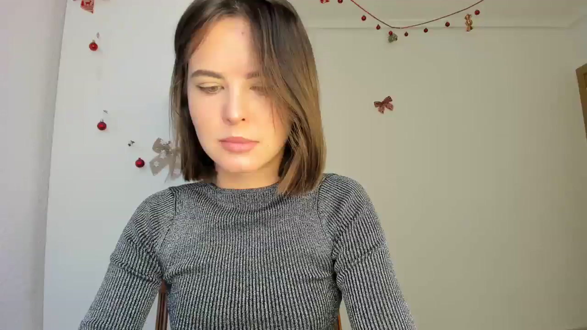 Gallery image thumbnail from AhahaGirl's myfreecams stream on, 12/04/2023, 11:28 image 4 of 20