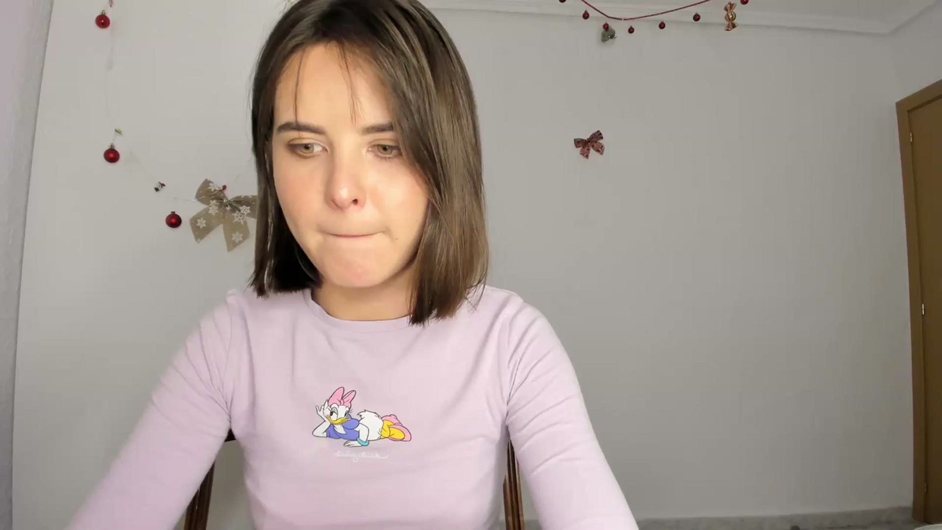 Gallery image thumbnail from AhahaGirl's myfreecams stream on, 12/06/2023, 19:30 image 3 of 20