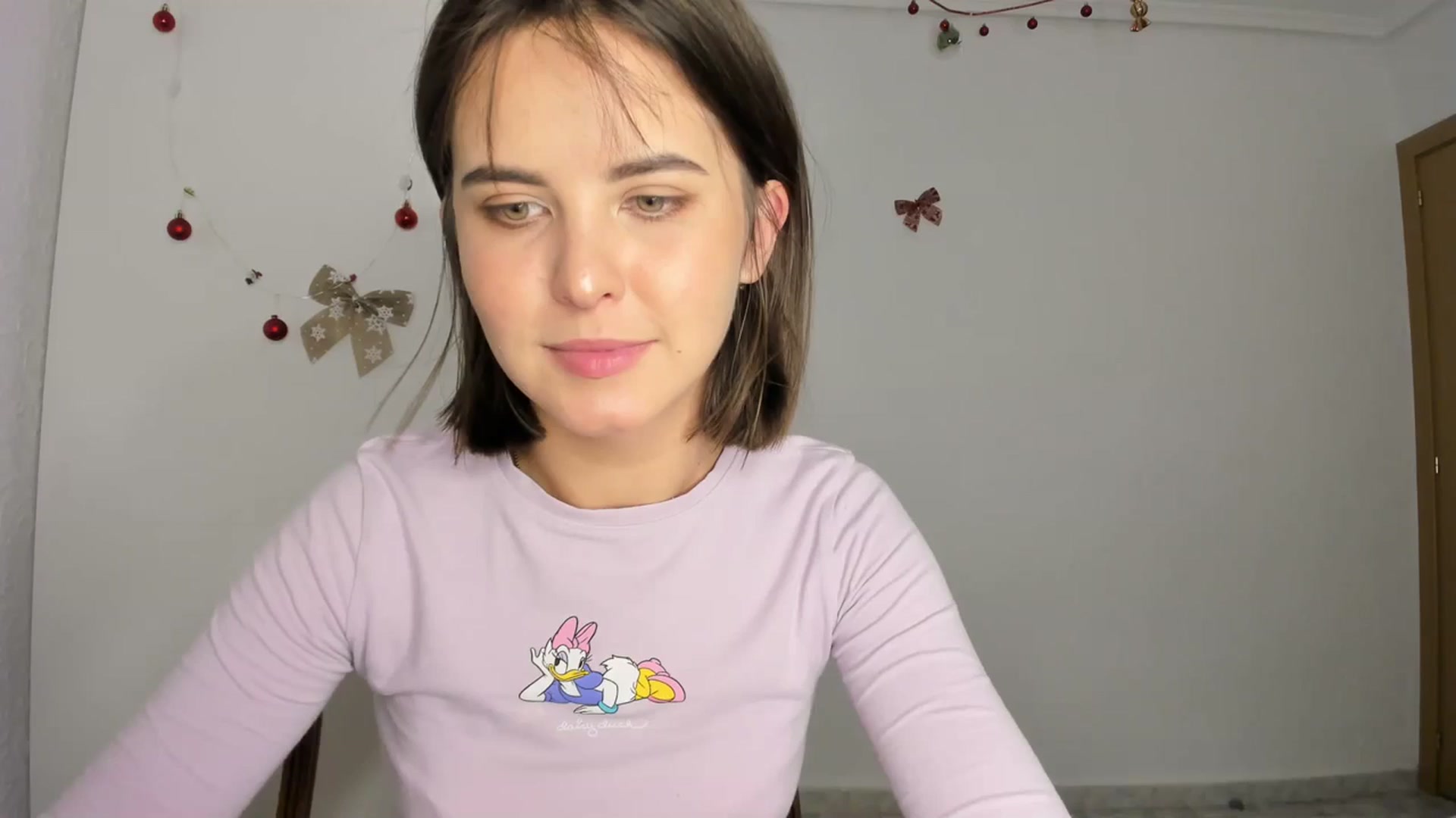 Gallery image thumbnail from AhahaGirl's myfreecams stream on, 12/06/2023, 19:30 image 14 of 20