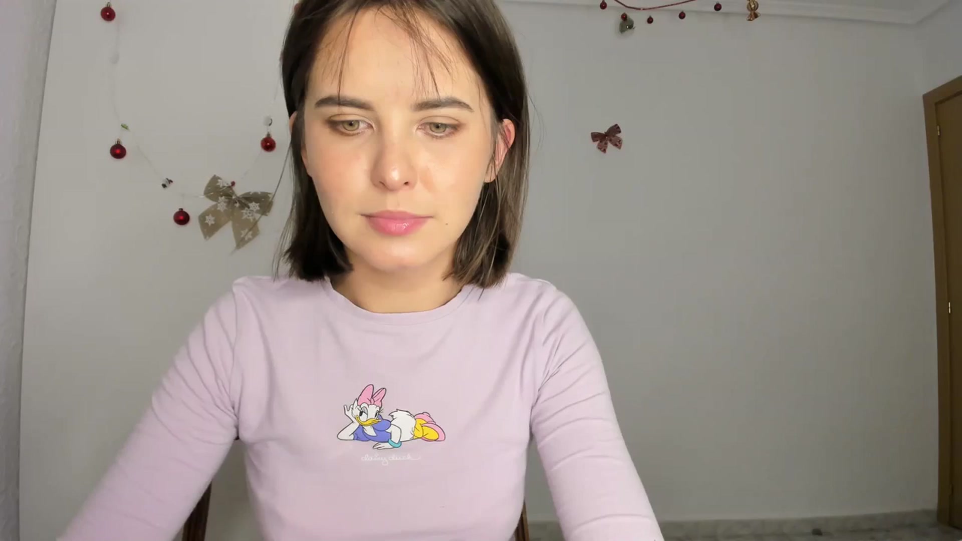 Gallery image thumbnail from AhahaGirl's myfreecams stream on, 12/06/2023, 19:30 image 17 of 20