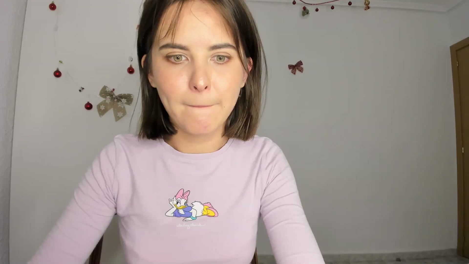 Gallery image thumbnail from AhahaGirl's myfreecams stream on, 12/06/2023, 19:30 image 18 of 20
