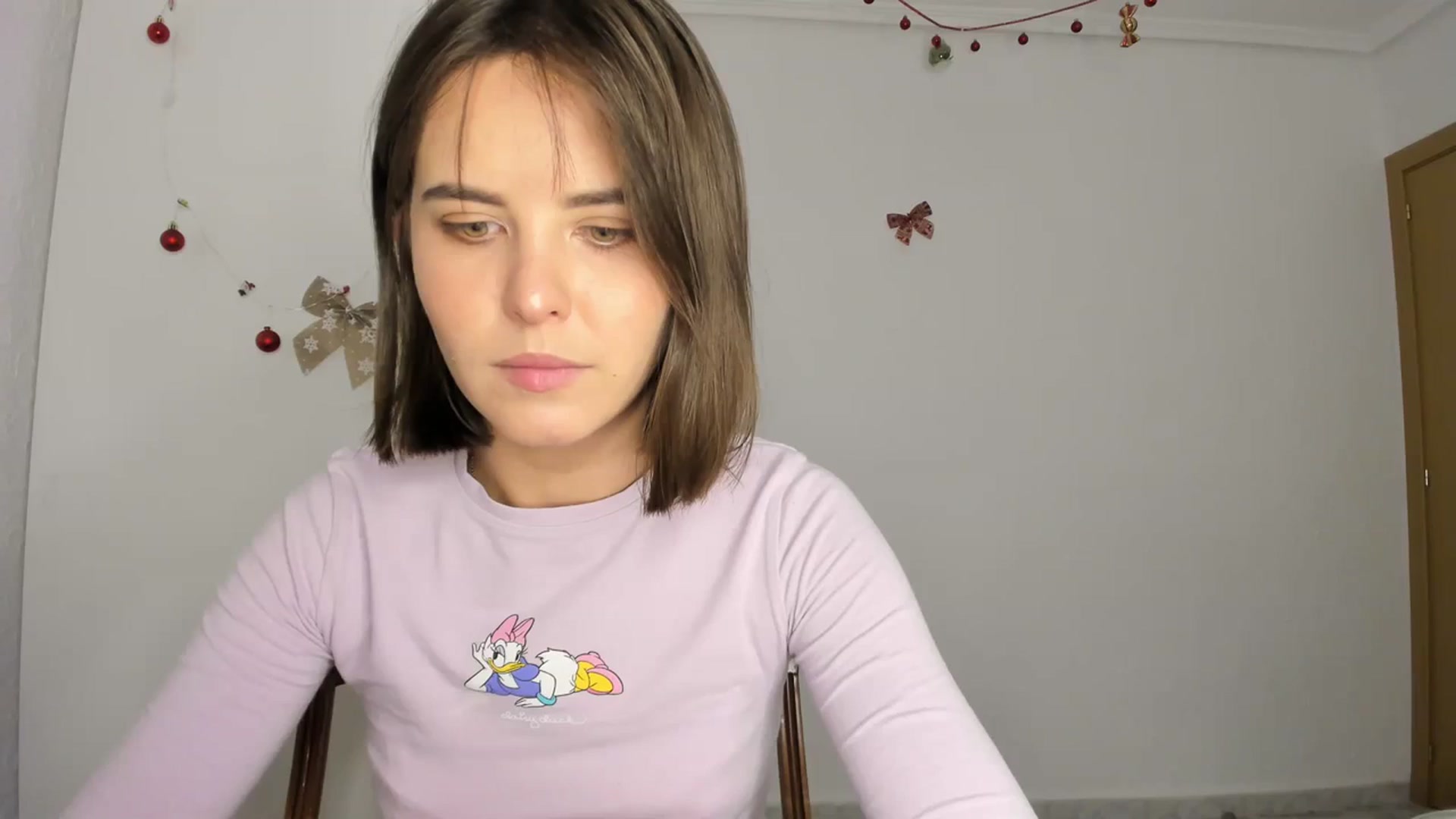 Gallery image thumbnail from AhahaGirl's myfreecams stream on, 12/06/2023, 19:30 image 1 of 20