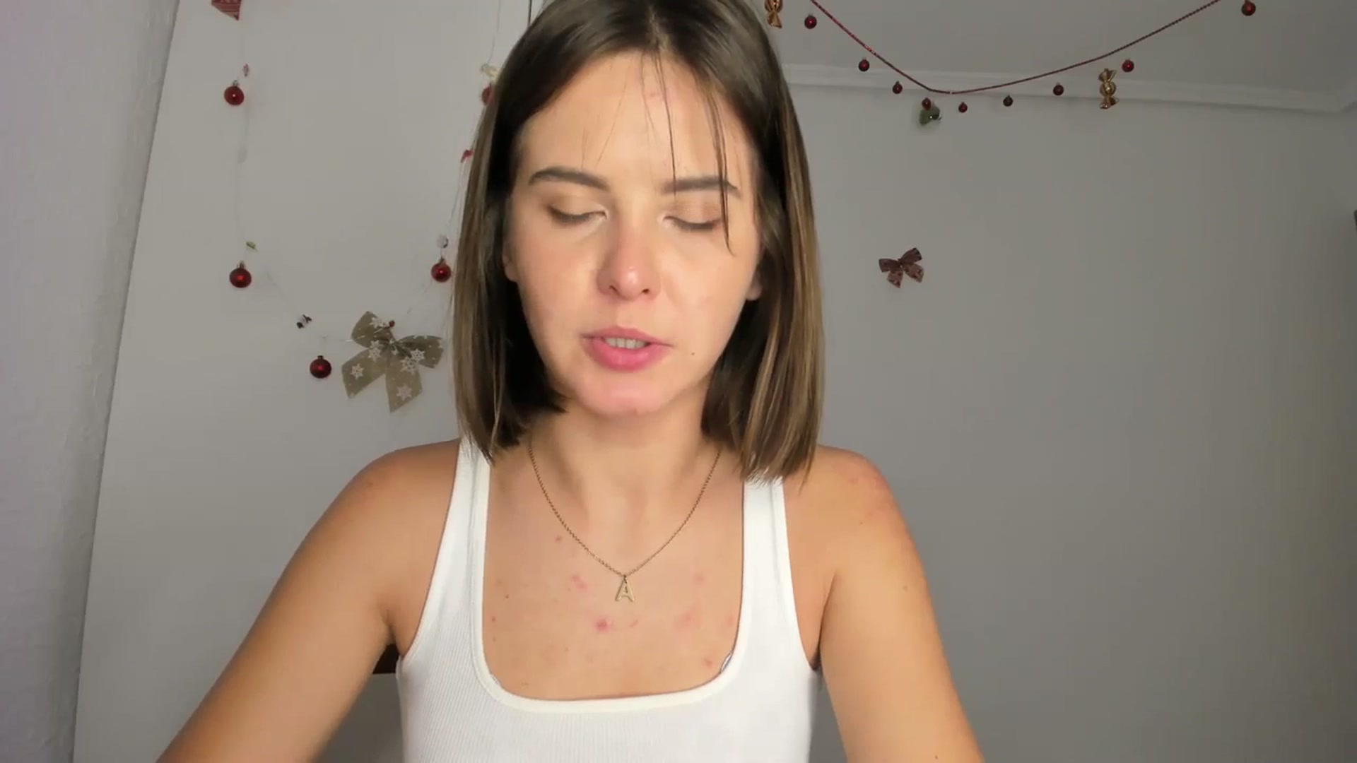 Gallery image thumbnail from AhahaGirl's myfreecams stream on, 12/07/2023, 18:56 image 13 of 20