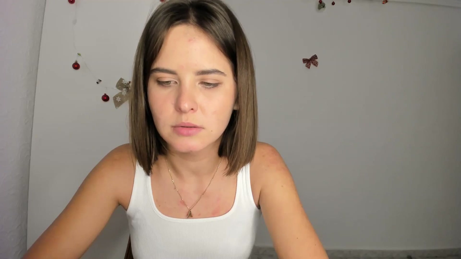 Gallery image thumbnail from AhahaGirl's myfreecams stream on, 12/07/2023, 18:56 image 3 of 20