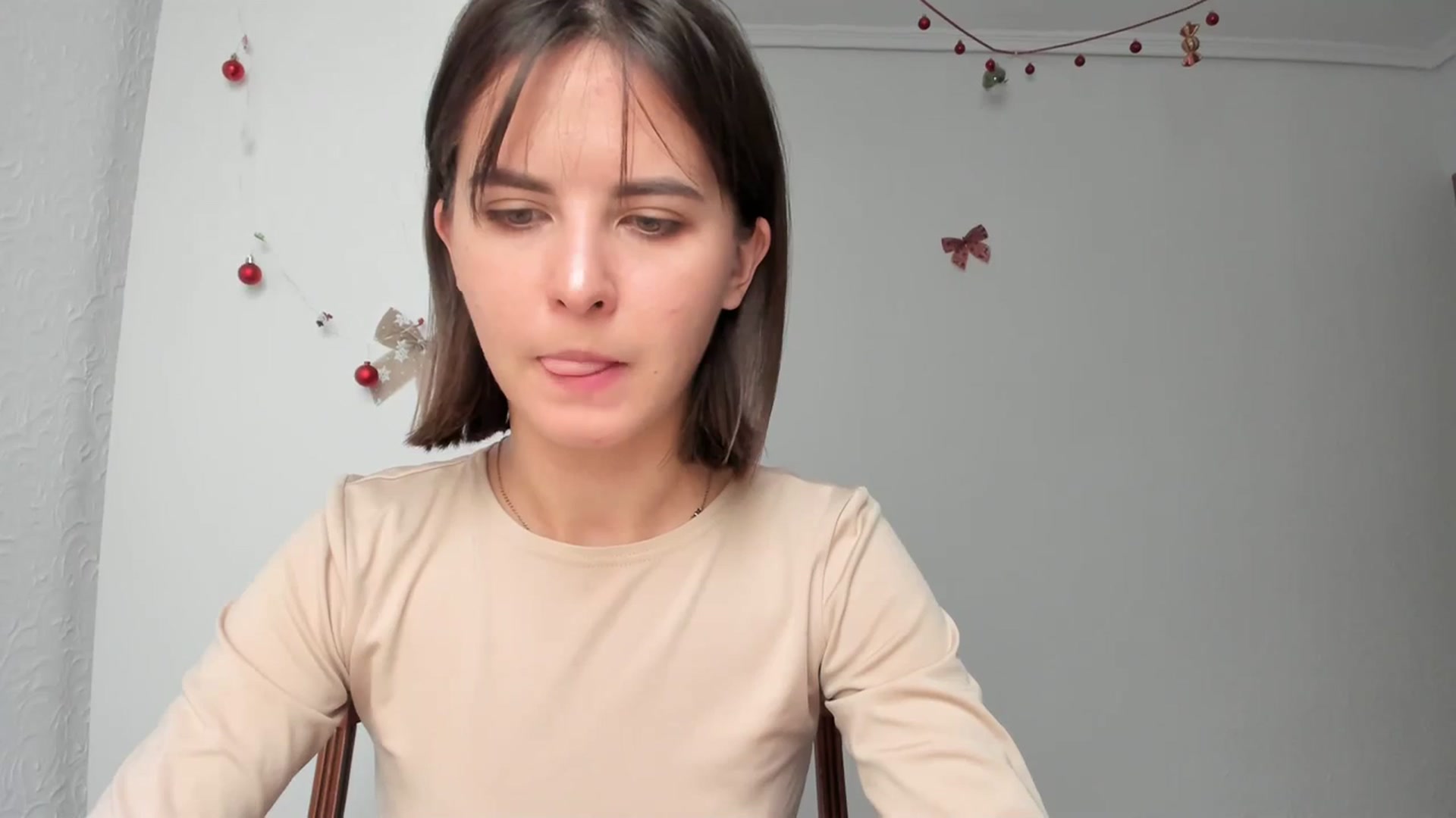 Gallery image thumbnail from AhahaGirl's myfreecams stream on, 12/09/2023, 14:58 image 2 of 20