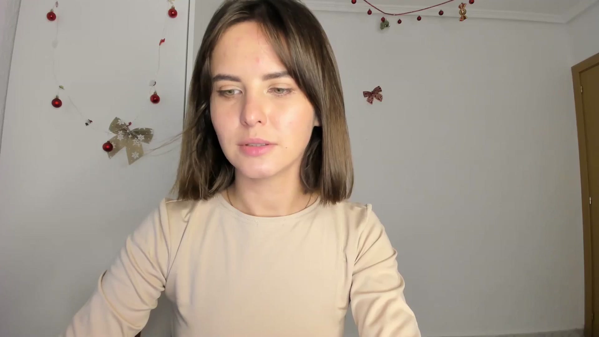 Gallery image thumbnail from AhahaGirl's myfreecams stream on, 12/13/2023, 15:52 image 4 of 20