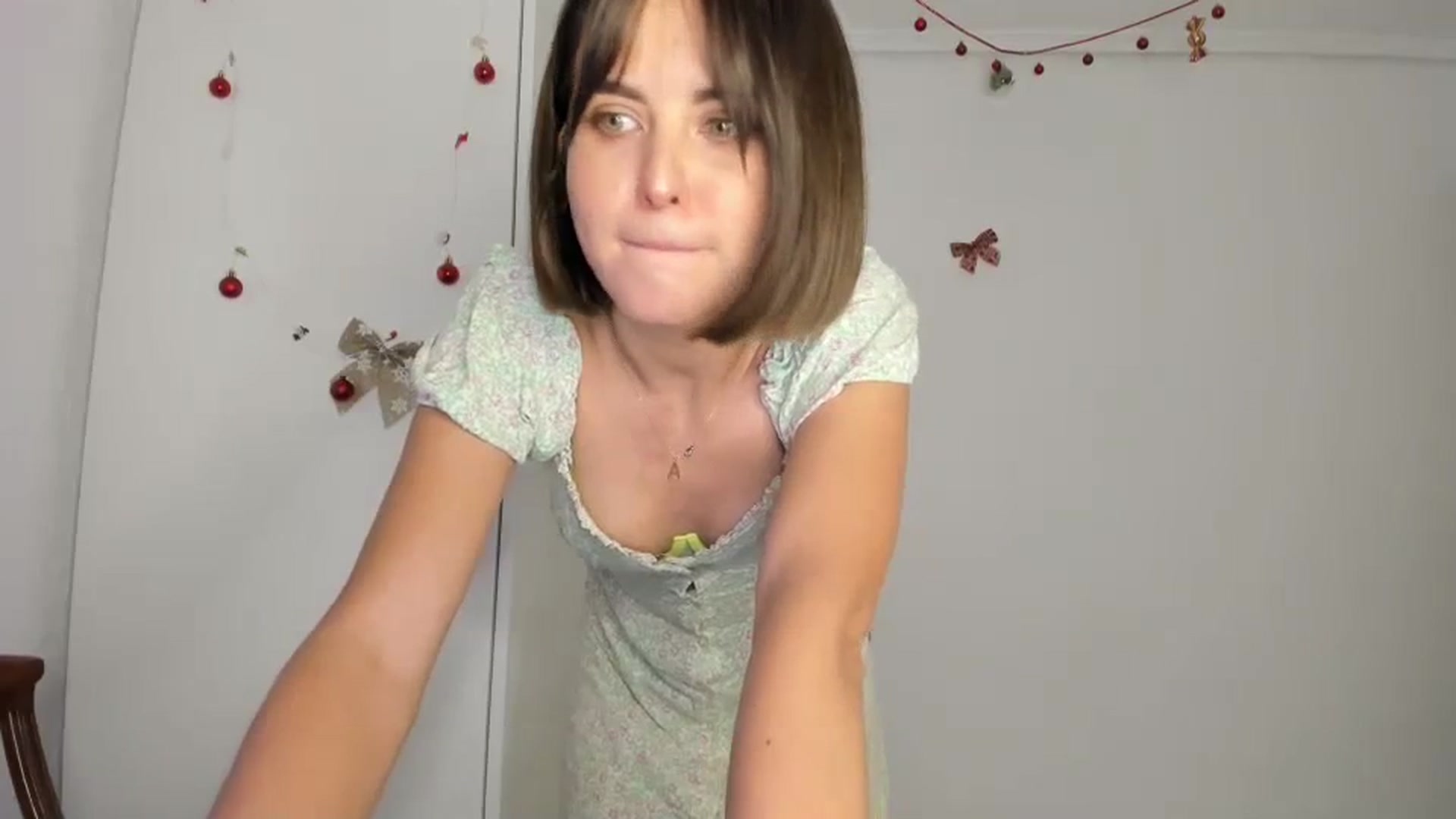 Gallery image thumbnail from AhahaGirl's myfreecams stream on, 12/22/2023, 16:25 image 18 of 20