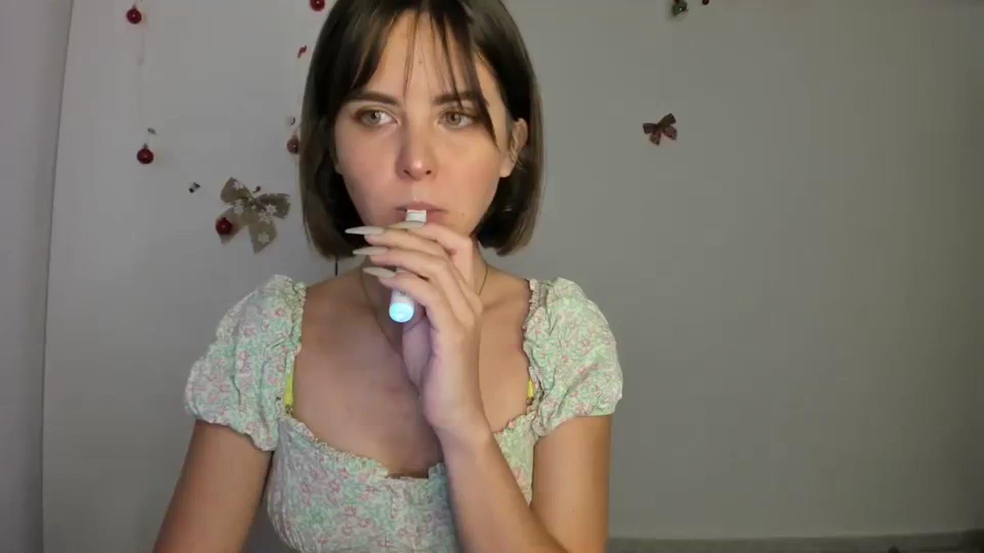 Gallery image thumbnail from AhahaGirl's myfreecams stream on, 12/22/2023, 16:25 image 10 of 20