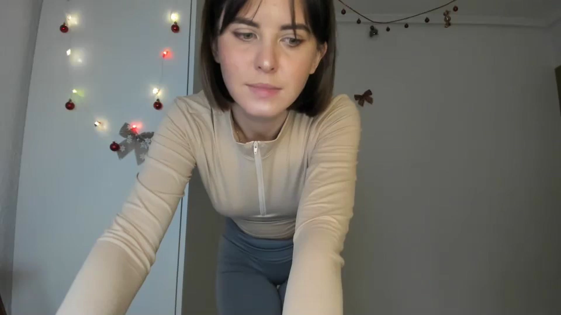 Gallery image thumbnail from AhahaGirl's myfreecams stream on, 12/23/2023, 13:45 image 14 of 20