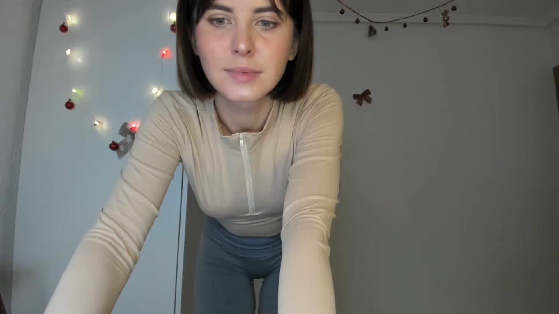 Gallery image thumbnail from AhahaGirl's myfreecams stream on, 12/23/2023, 13:45 image 13 of 20