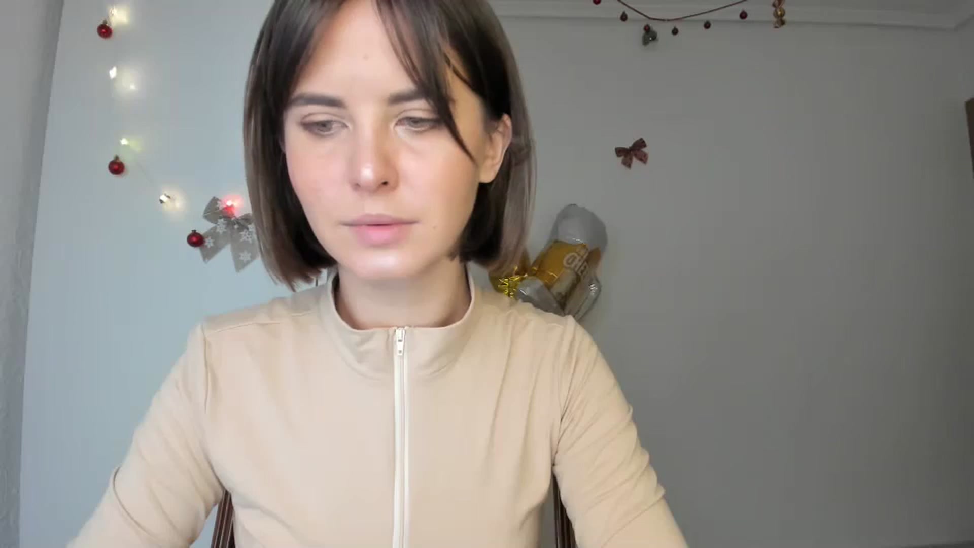 Gallery image thumbnail from AhahaGirl's myfreecams stream on, 12/23/2023, 13:45 image 10 of 20