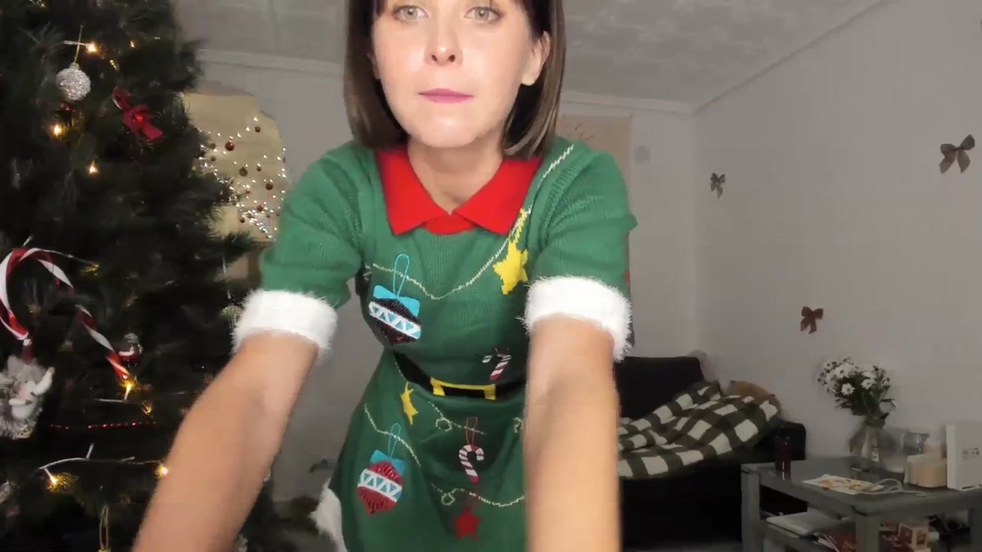 Gallery image thumbnail from AhahaGirl's myfreecams stream on, 12/26/2023, 18:09 image 6 of 20