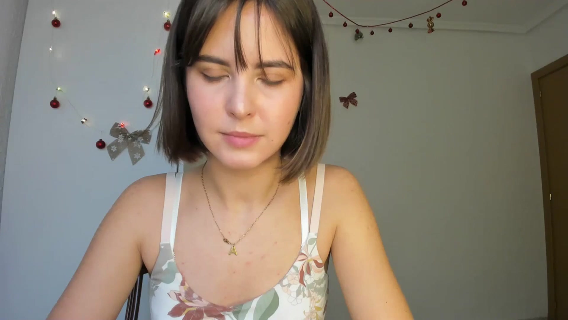 Gallery image thumbnail from AhahaGirl's myfreecams stream on, 01/04/2024, 14:15 image 5 of 20