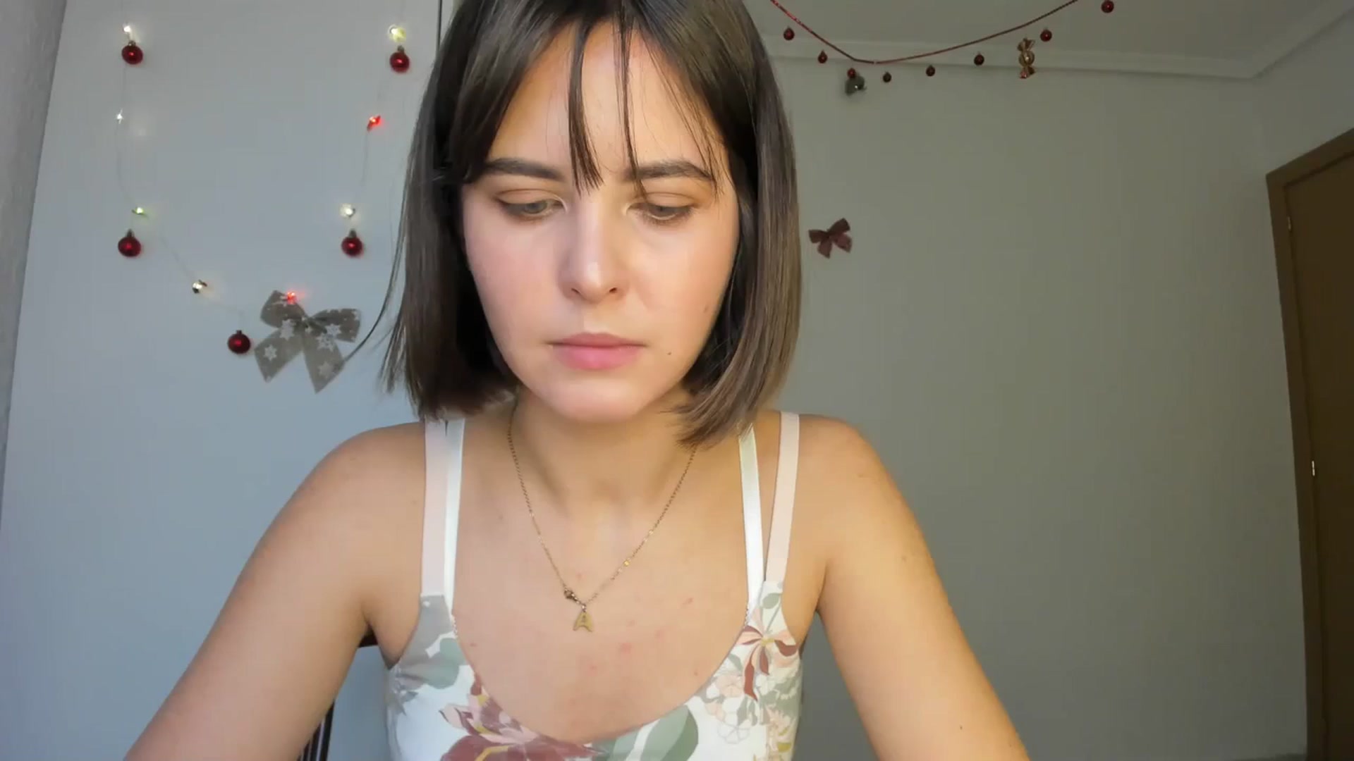 Gallery image thumbnail from AhahaGirl's myfreecams stream on, 01/04/2024, 14:15 image 2 of 20