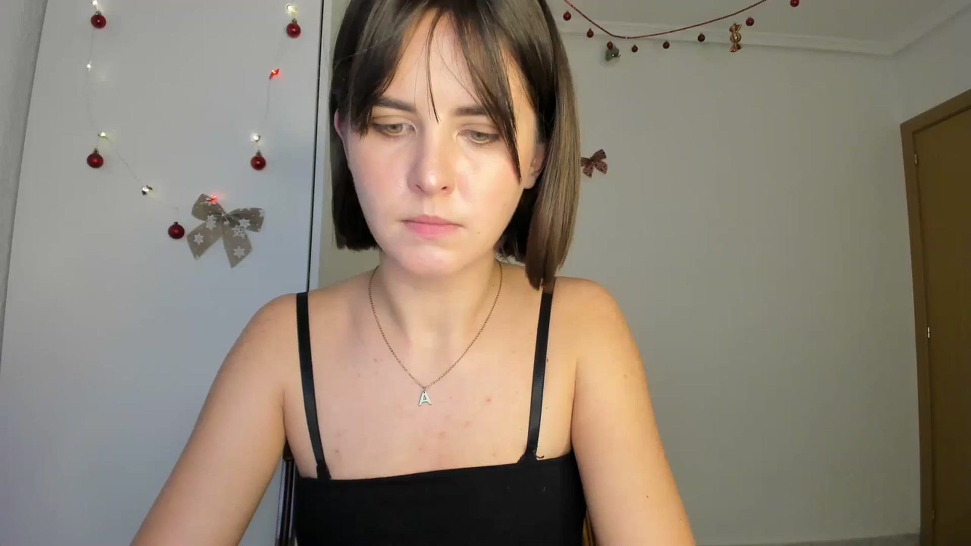 Gallery image thumbnail from AhahaGirl's myfreecams stream on, 01/05/2024, 14:33 image 16 of 20