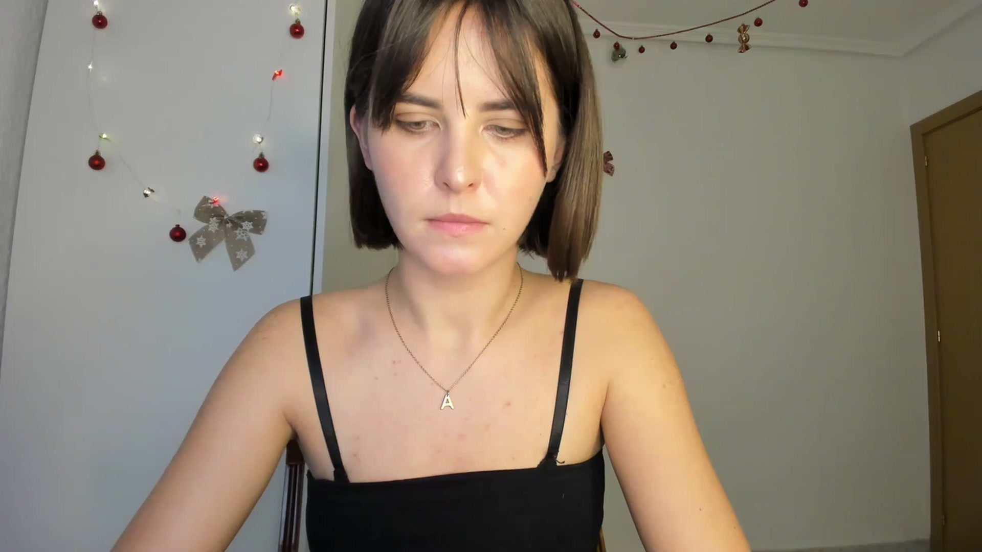 Gallery image thumbnail from AhahaGirl's myfreecams stream on, 01/05/2024, 14:33 image 8 of 20