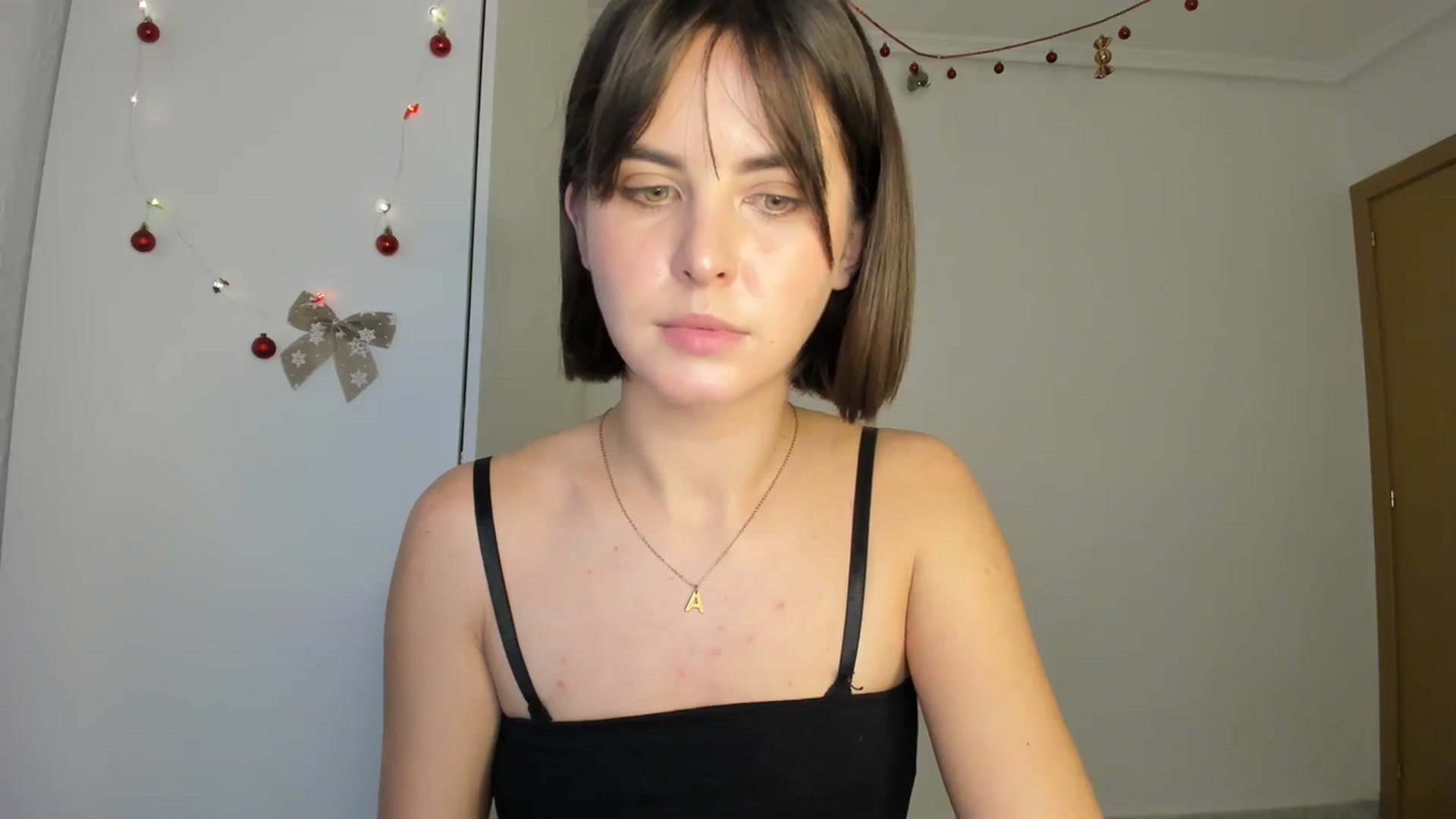 Gallery image thumbnail from AhahaGirl's myfreecams stream on, 01/05/2024, 14:33 image 4 of 20