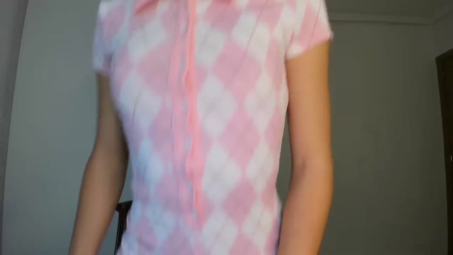 Gallery image thumbnail from AhahaGirl's myfreecams stream on, 01/12/2024, 16:01 image 17 of 20