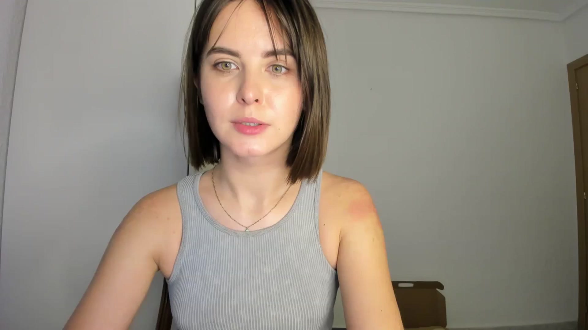 Gallery image thumbnail from AhahaGirl's myfreecams stream on, 01/27/2024, 15:19 image 1 of 20