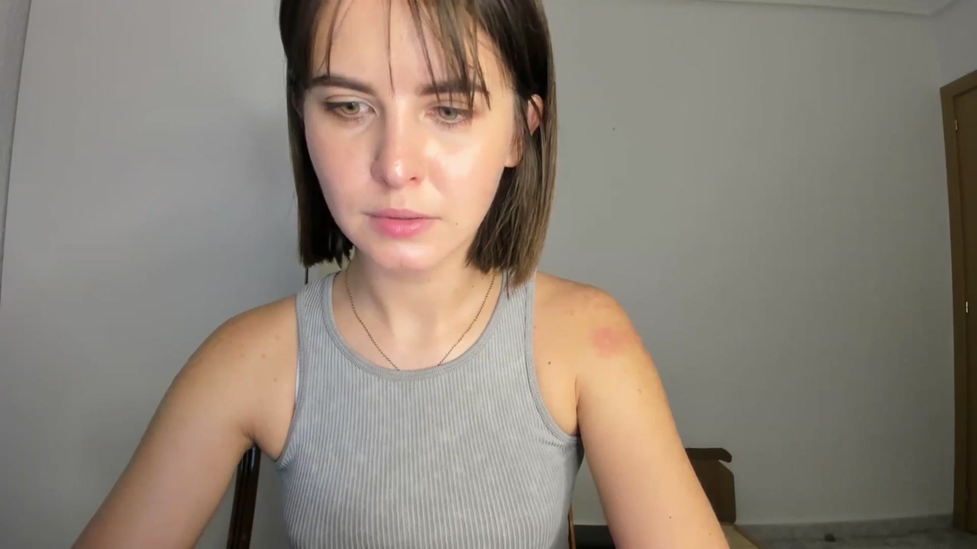 Gallery image thumbnail from AhahaGirl's myfreecams stream on, 01/27/2024, 15:19 image 17 of 20