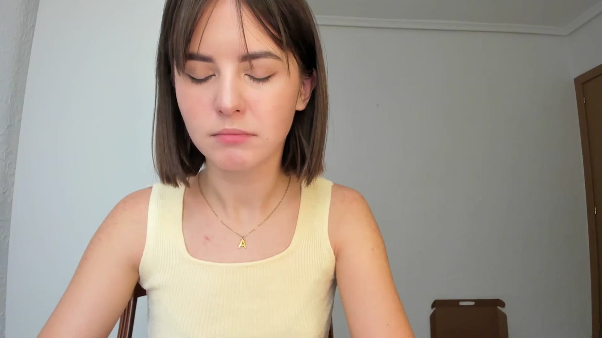 Gallery image thumbnail from AhahaGirl's myfreecams stream on, 02/01/2024, 10:02 image 9 of 20