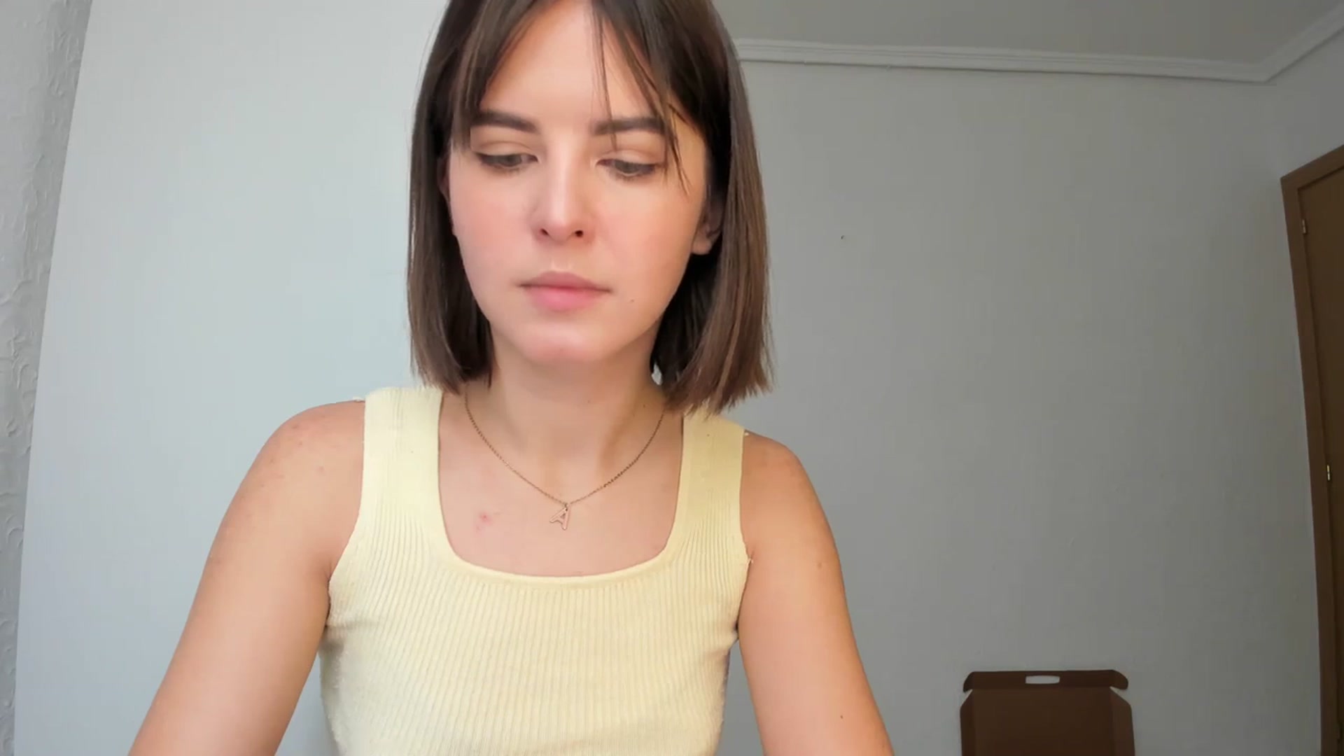 Gallery image thumbnail from AhahaGirl's myfreecams stream on, 02/01/2024, 10:02 image 14 of 20