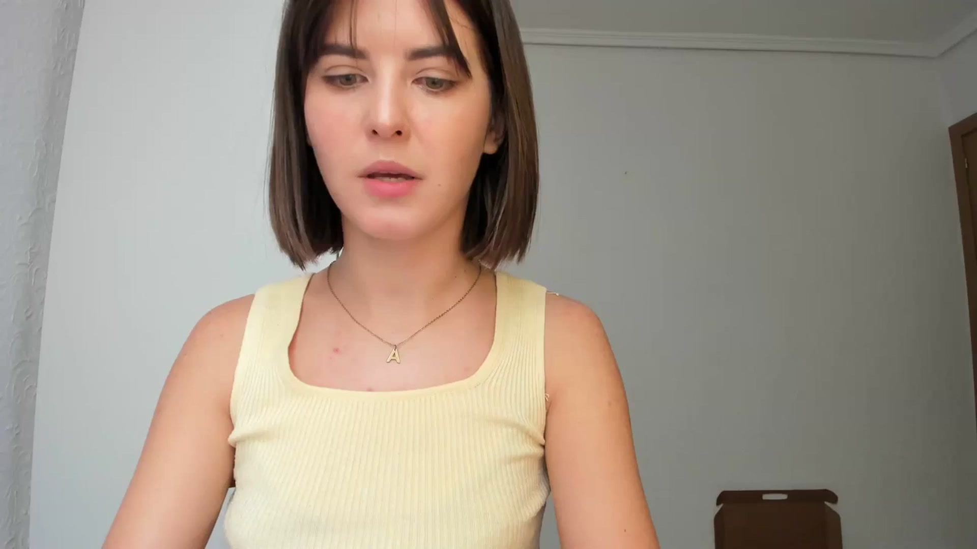 Gallery image thumbnail from AhahaGirl's myfreecams stream on, 02/01/2024, 11:27 image 8 of 20