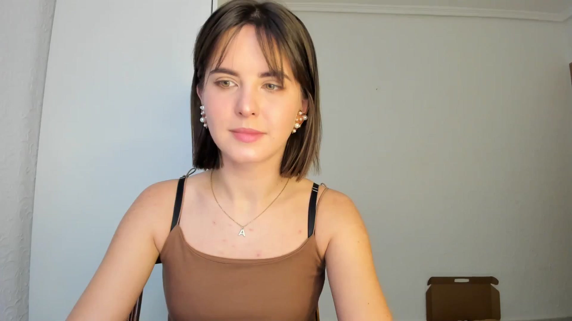 Gallery image thumbnail from AhahaGirl's myfreecams stream on, 02/02/2024, 16:11 image 17 of 20