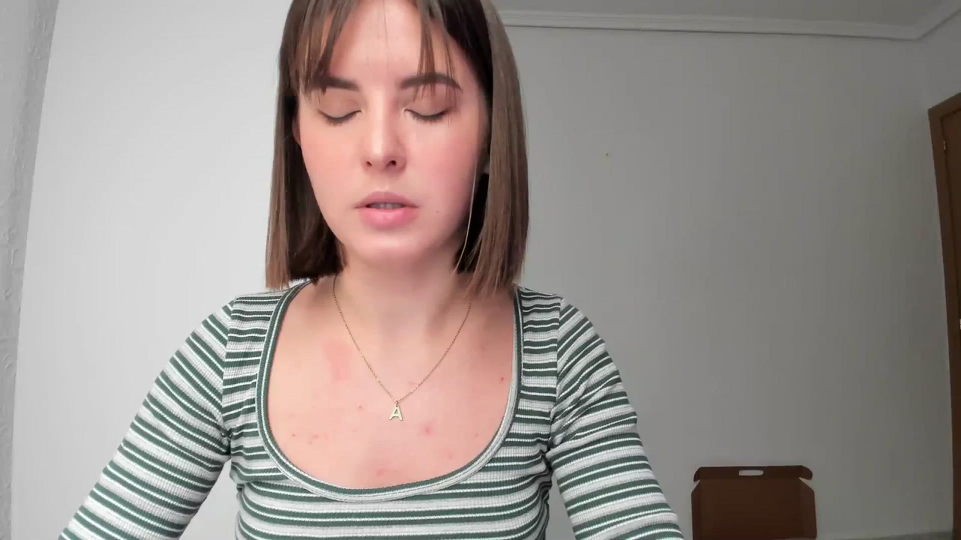 Gallery image thumbnail from AhahaGirl's myfreecams stream on, 02/03/2024, 12:46 image 10 of 20